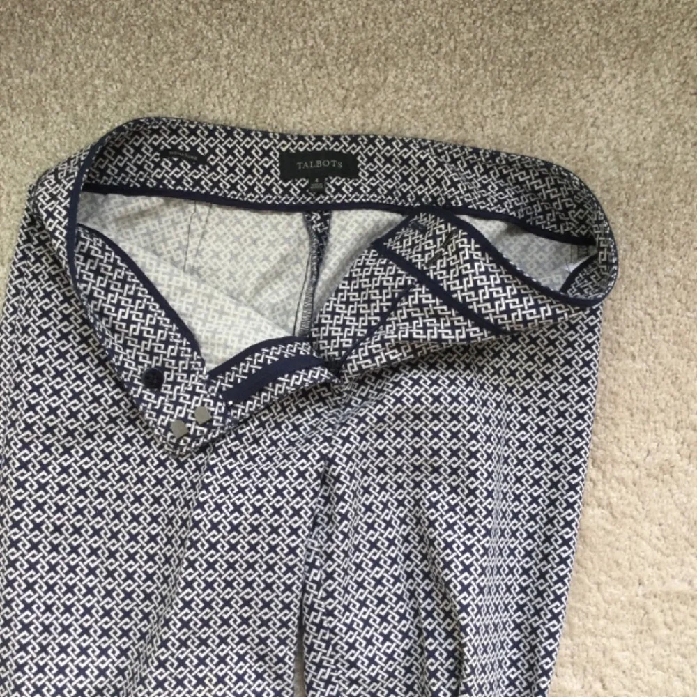 Talbots Crop pants - Picture 4 of 5